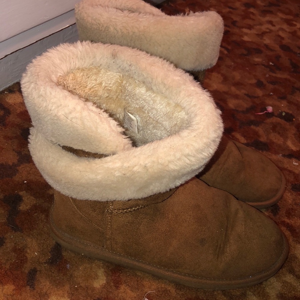 Winter Apres Boots